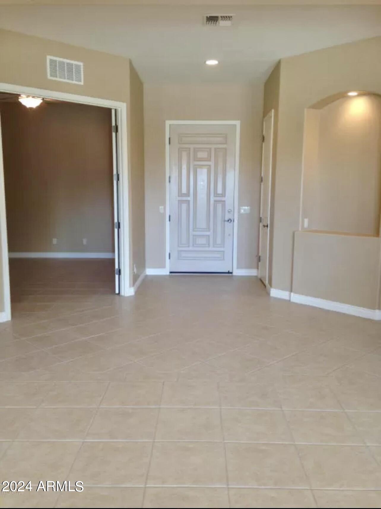 171 W FLAGSTONE Place