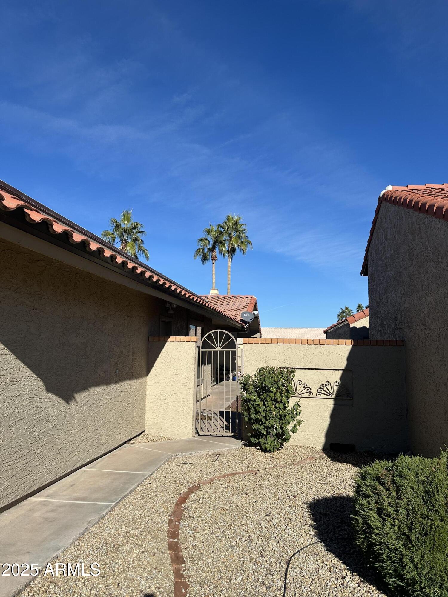 4212 E SANDIA Street