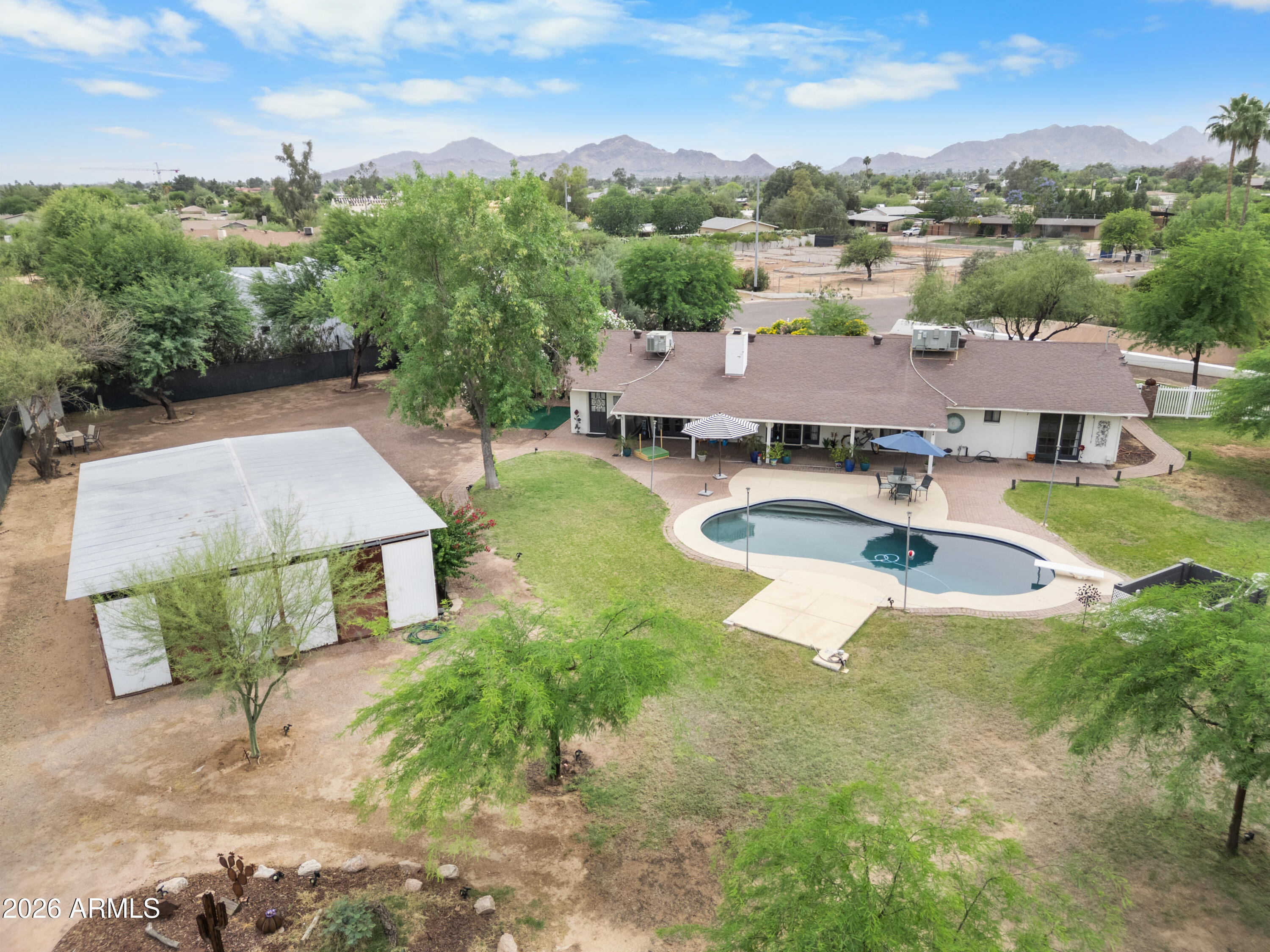 7026 E SUNNYSIDE Drive