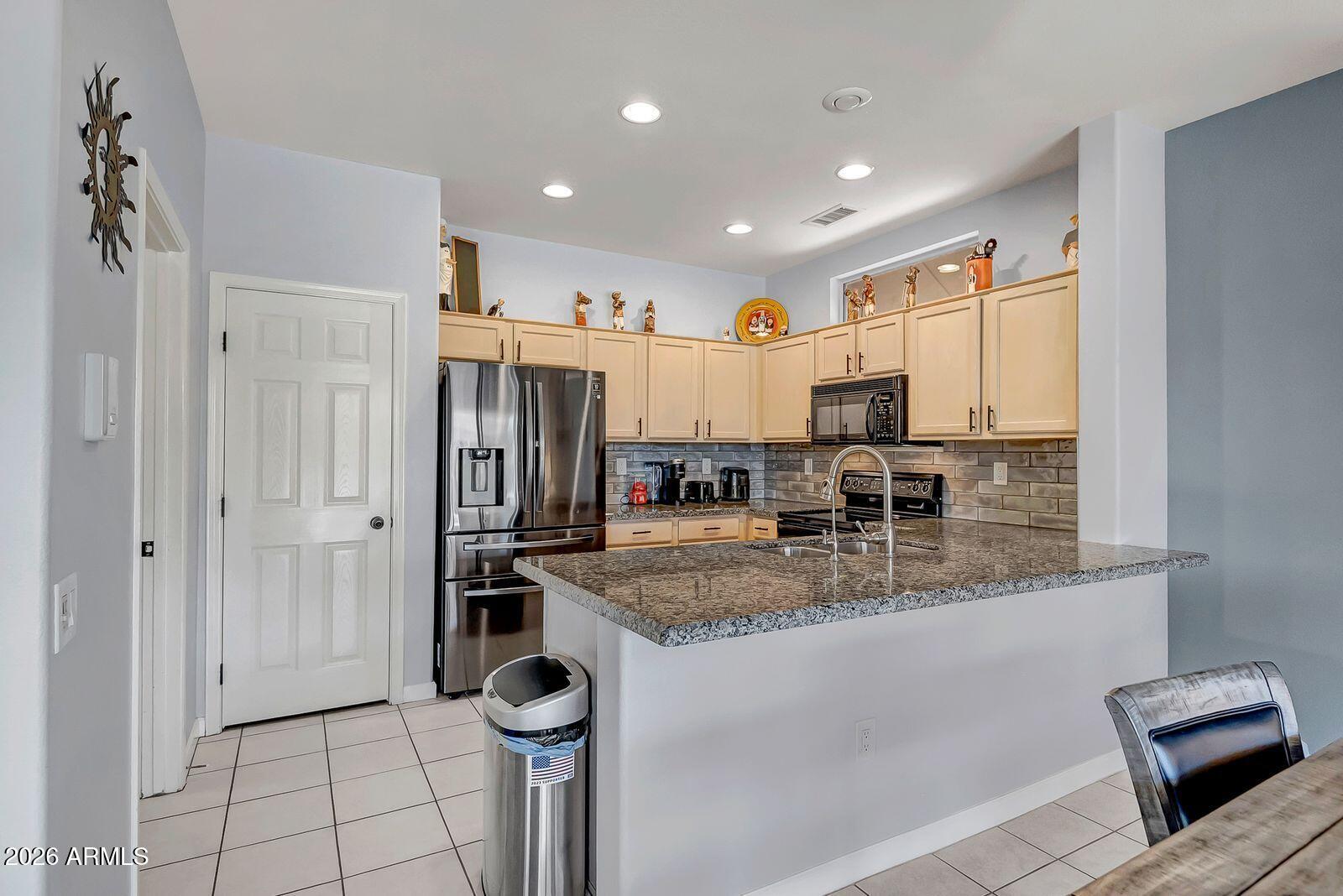 15717 W CIMARRON Drive