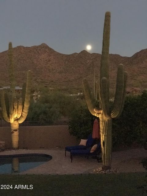 A home in Cave Creek