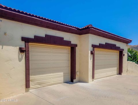 A home in Cave Creek