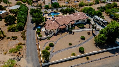 A home in Cave Creek