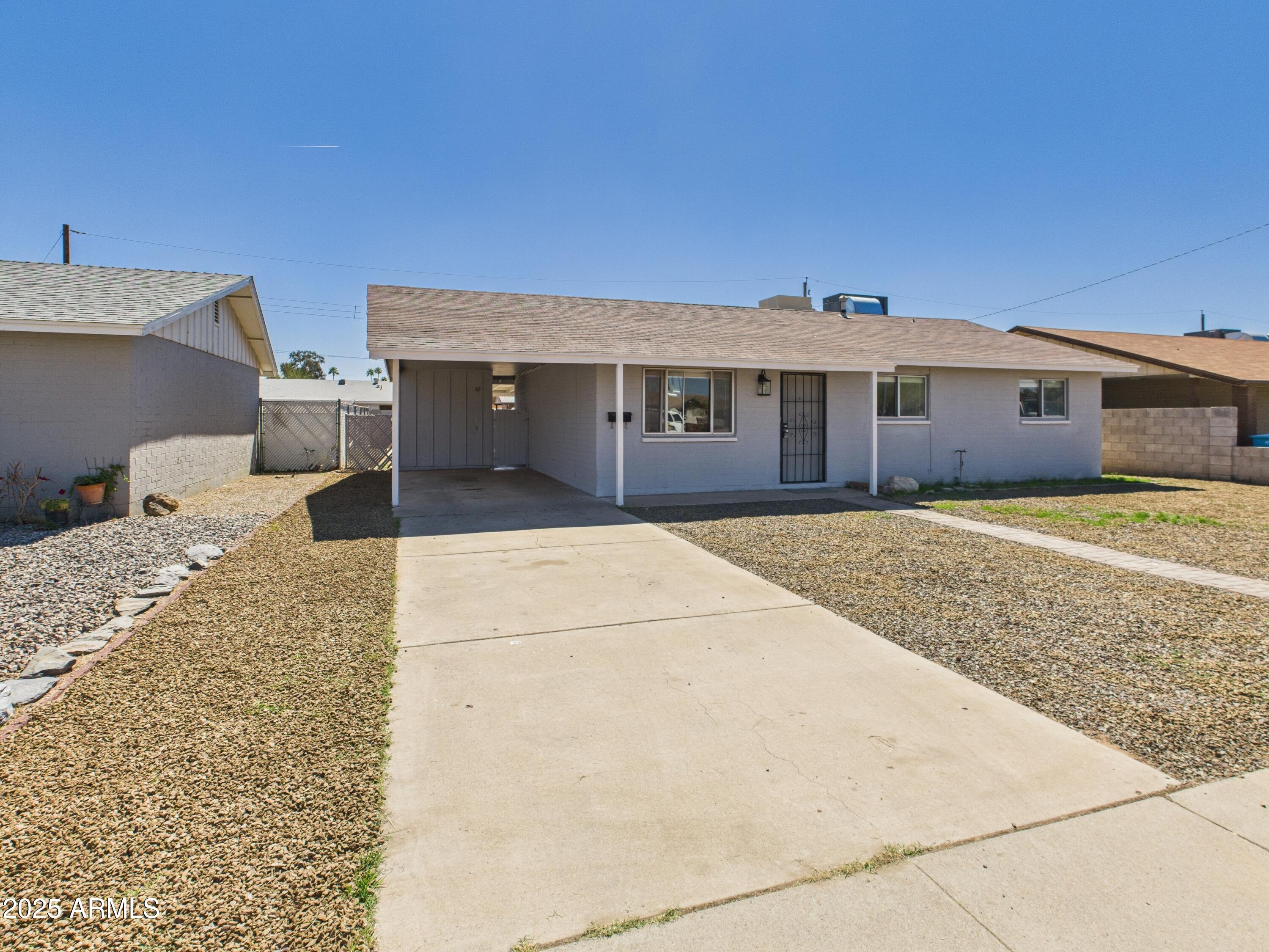 3539 W EL CAMINITO Drive
