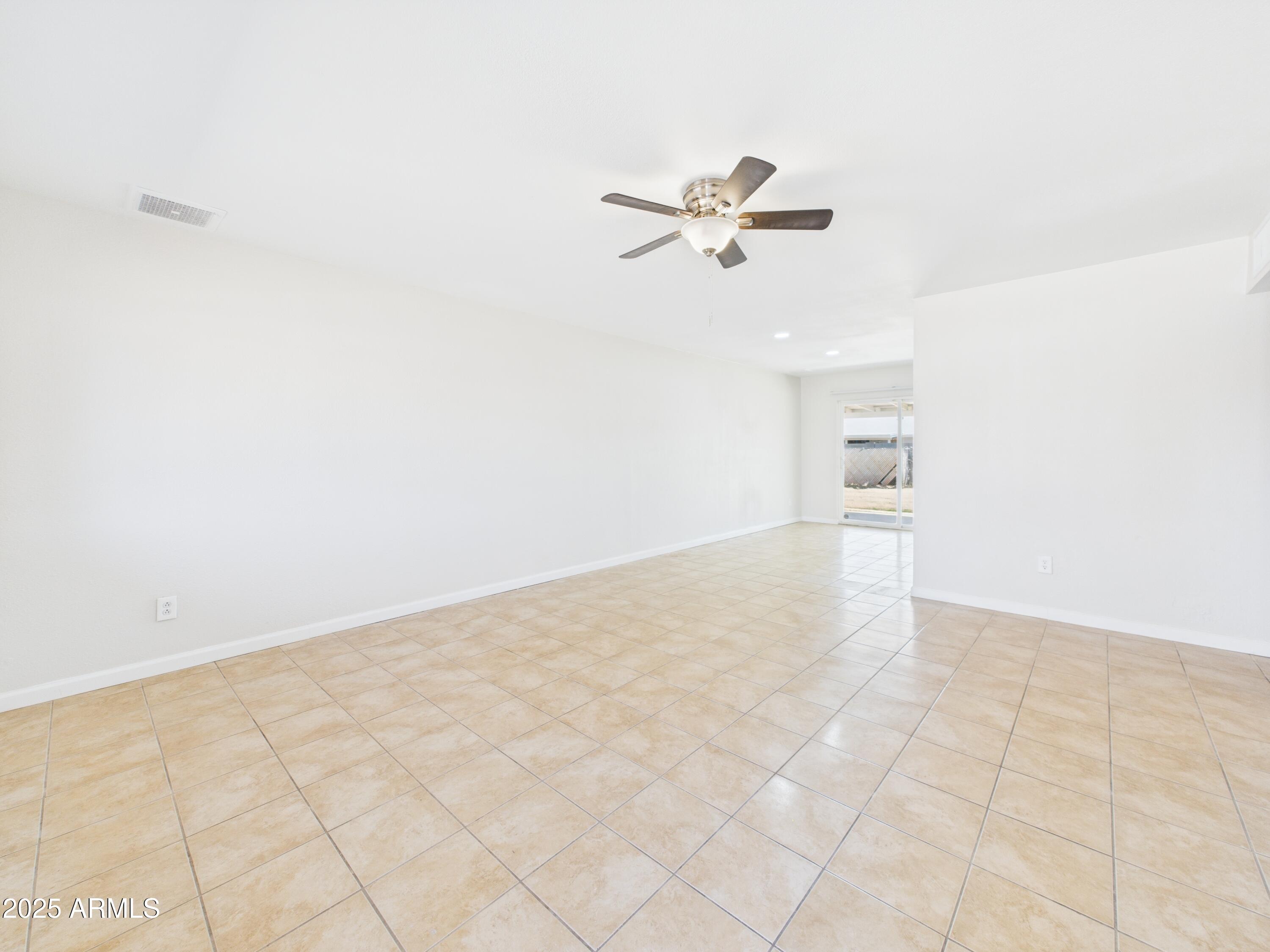 3539 W EL CAMINITO Drive