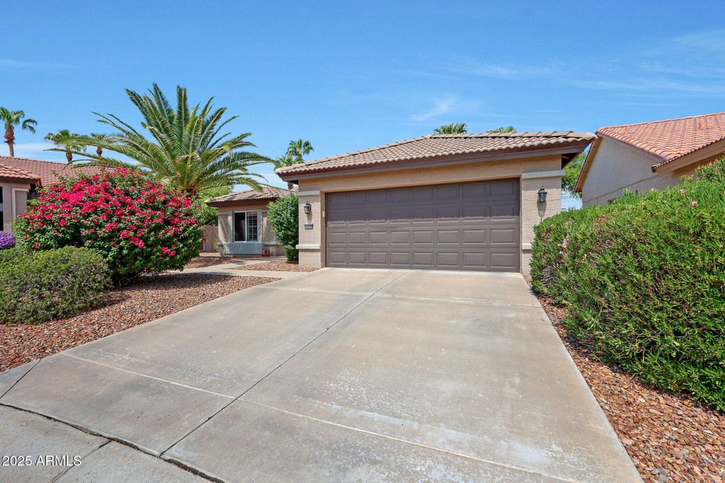 Photo of 14750 W Avalon Drive, Goodyear, AZ 85395 (MLS # 6917435)