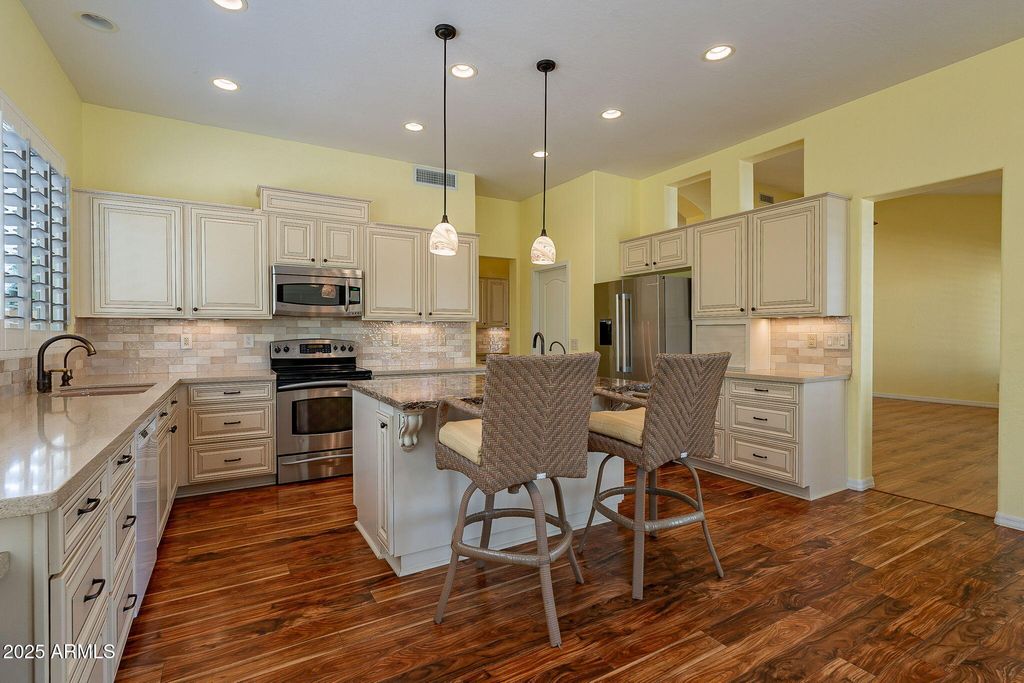 Photo of 1770 W Hawk Way, Chandler, AZ 85286 (MLS # 6924846)