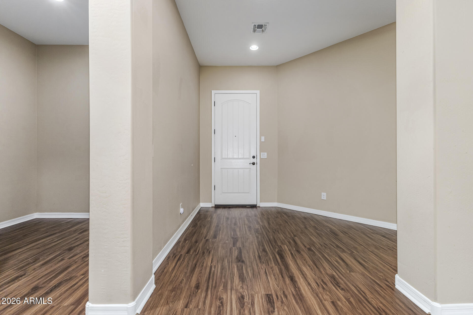 18136 W DEVONSHIRE Avenue