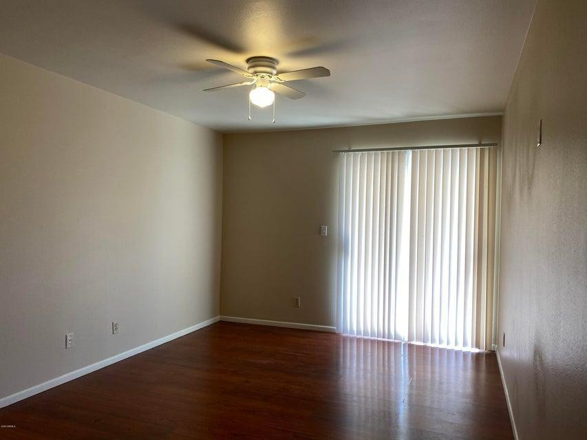 2231 W Fremont Drive