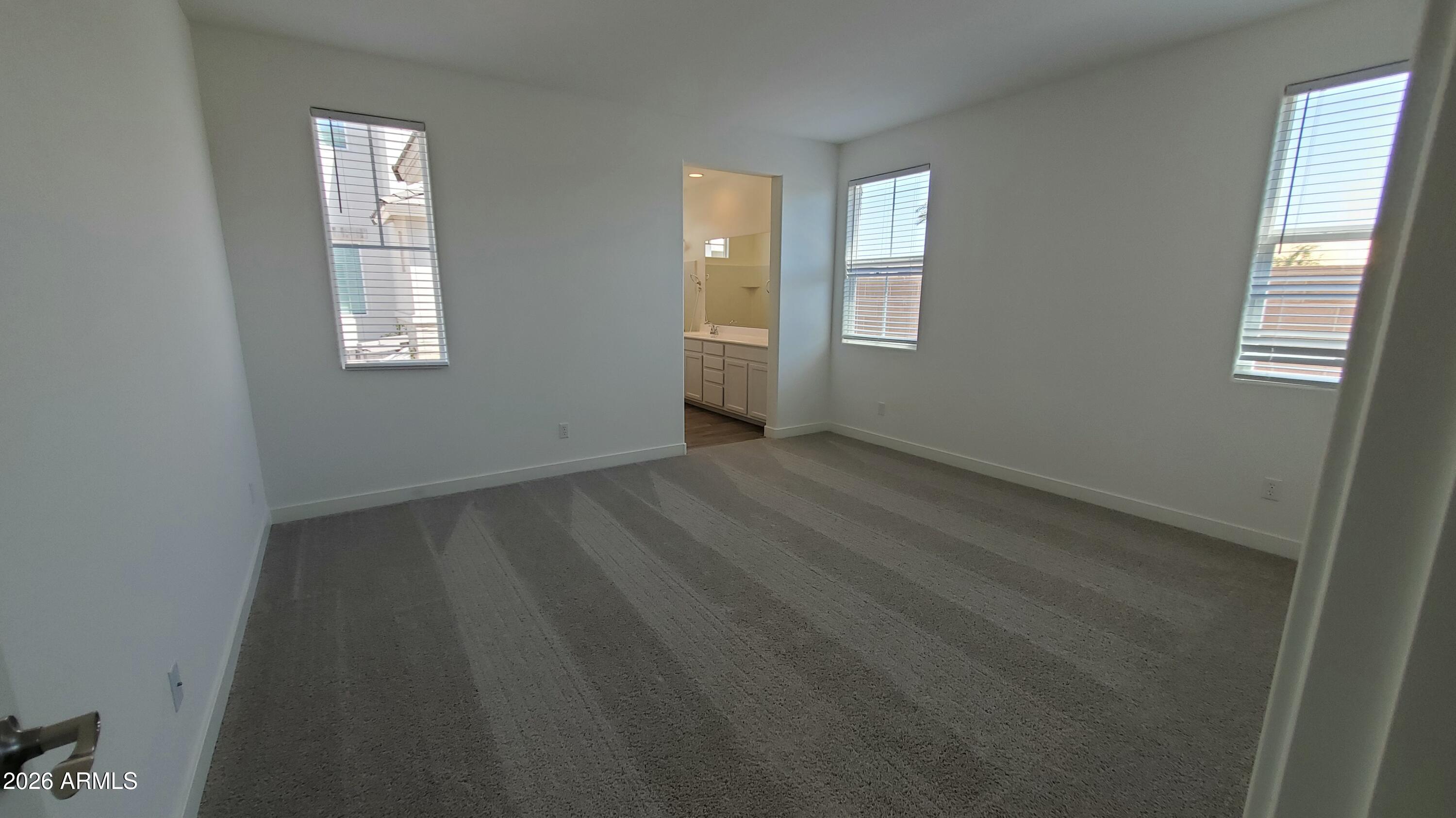 5463 S DILLON Circle