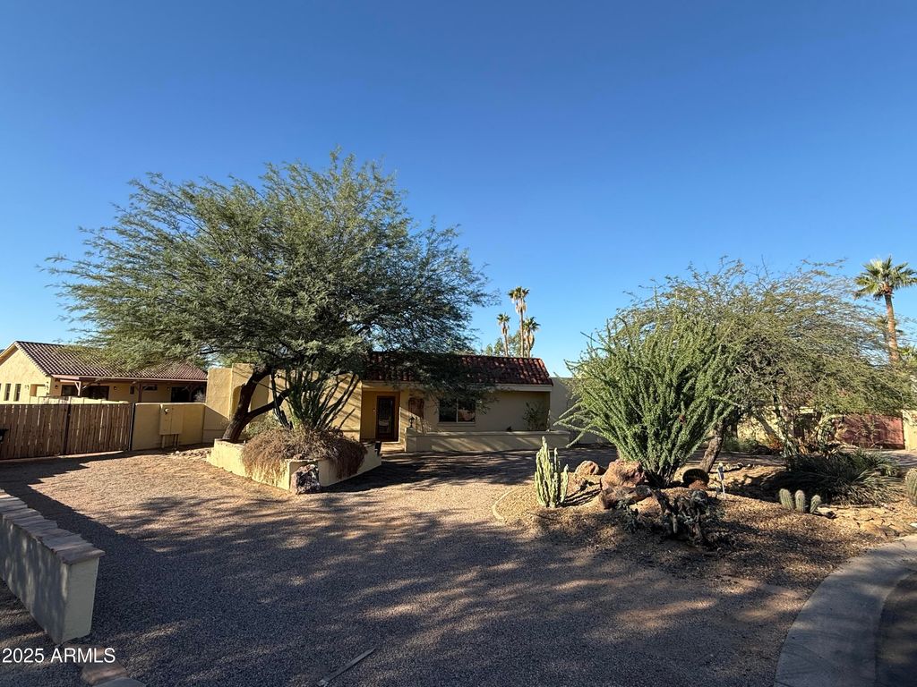 Photo of 6501 E Gary Road, Scottsdale, AZ 85254 (MLS # 6944568)