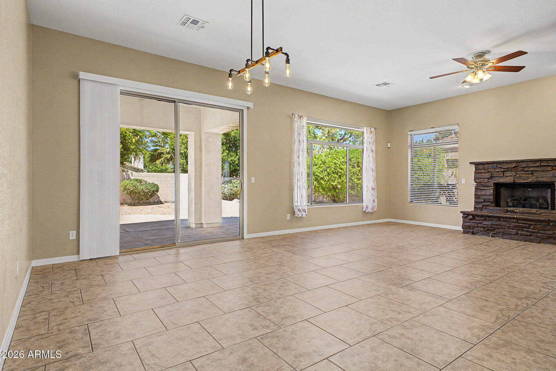 2018 E BEAUTIFUL Lane