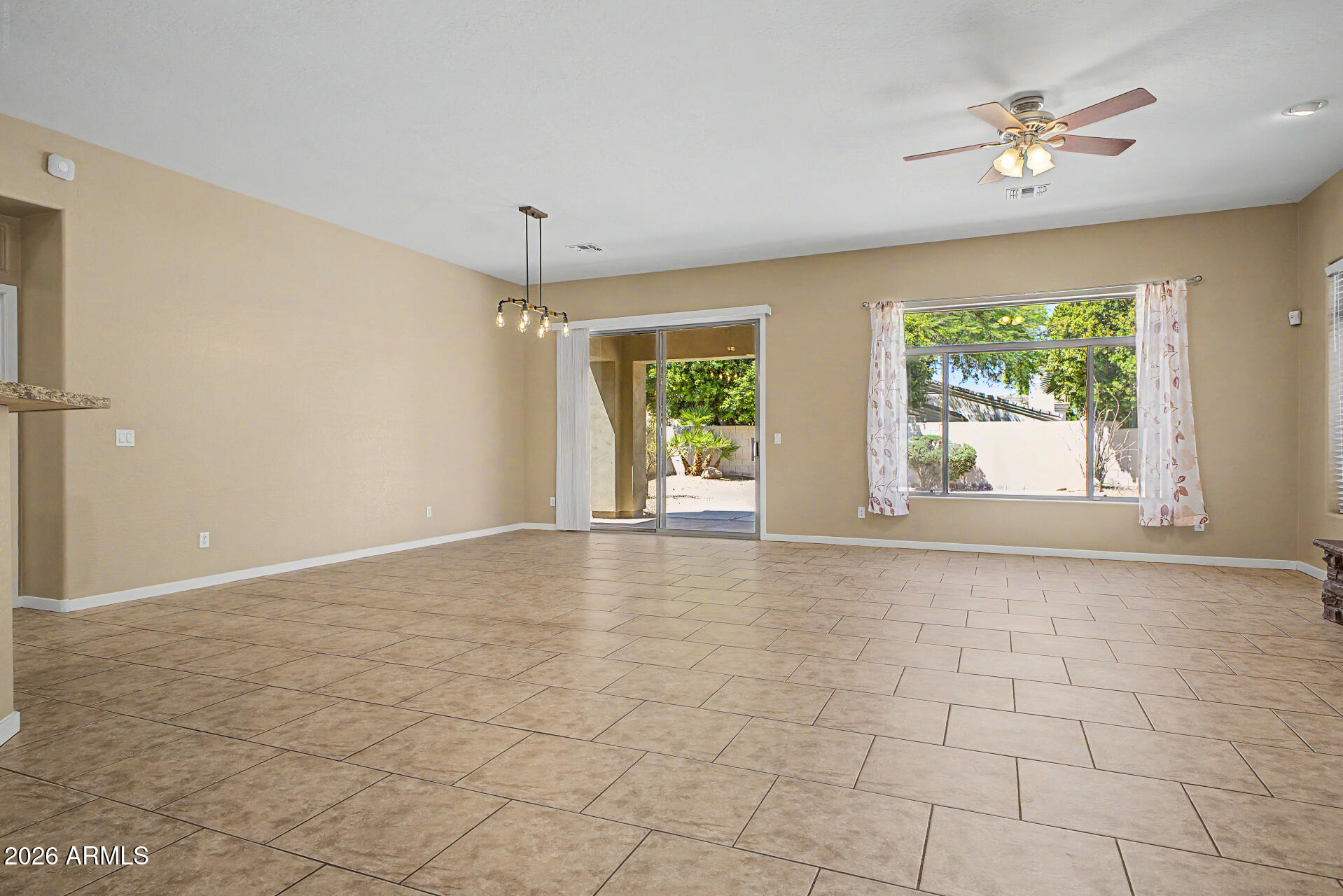 2018 E BEAUTIFUL Lane