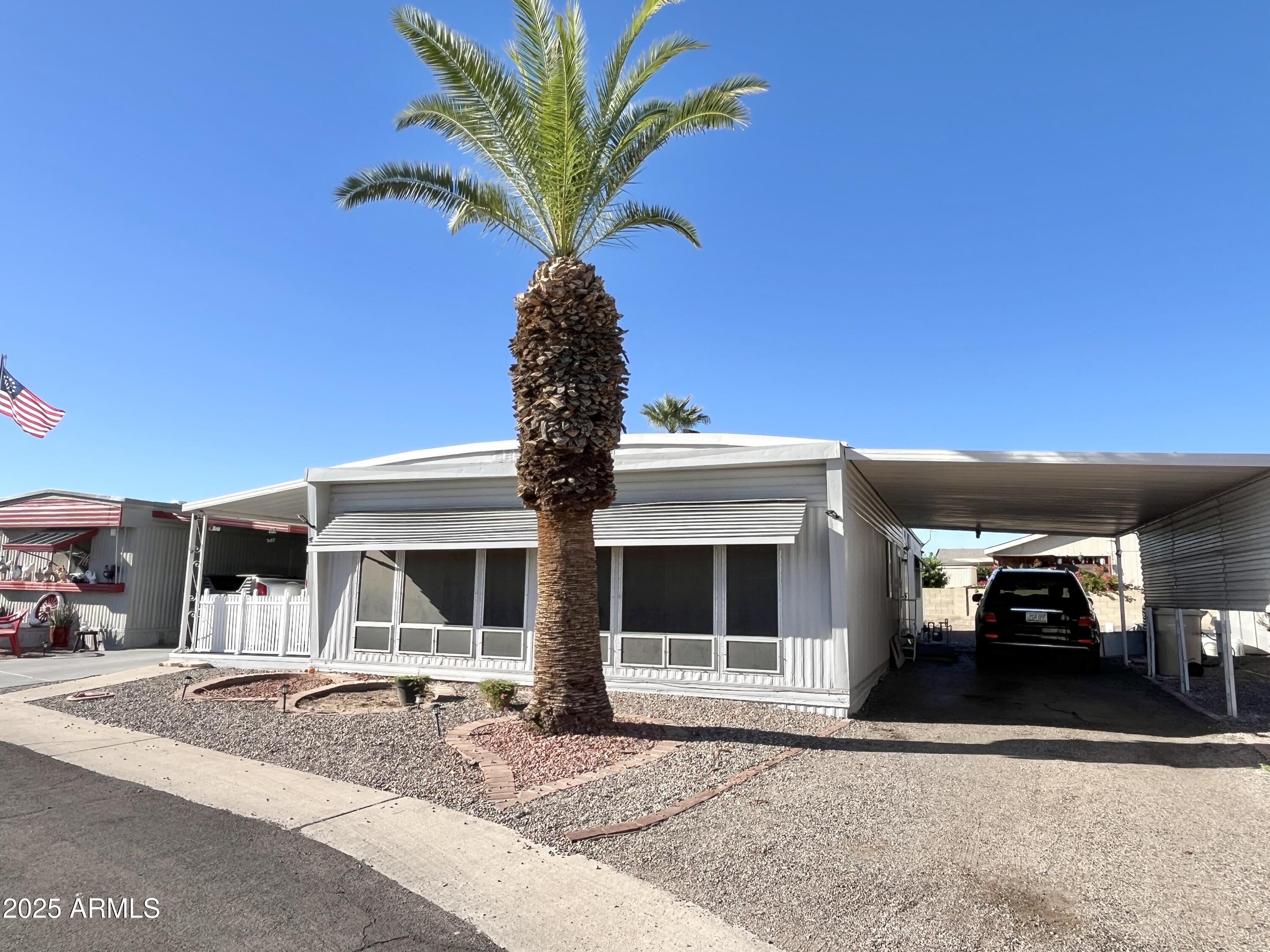 10701 N 99th Avenue 33