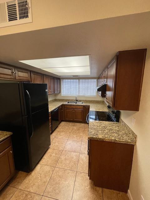 4562 W Maryland Avenue