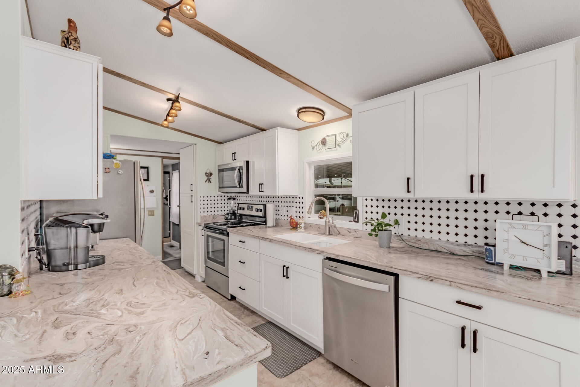 9828 E PUEBLO Avenue 74