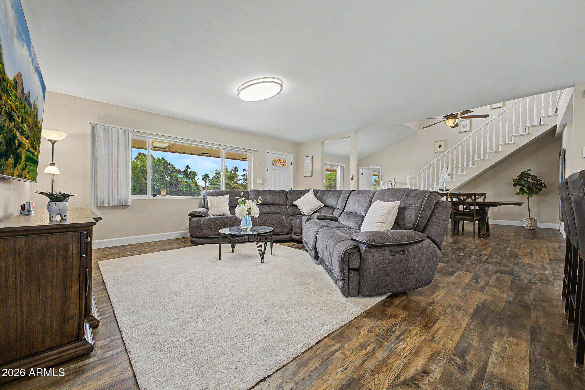 2837 W UNION HILLS Drive