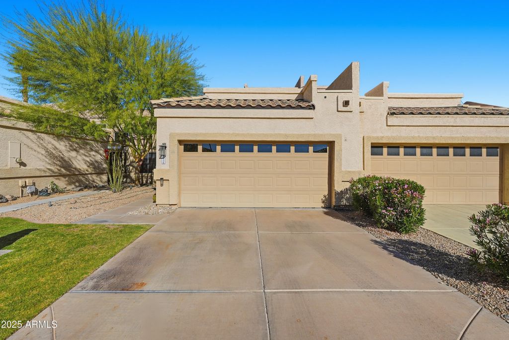 Photo of 9034 W Port Royale Lane, Peoria, AZ 85381 (MLS # 6959231)