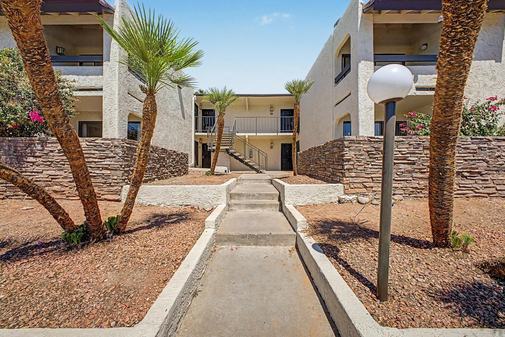 3825 E Camelback Road Unit 144