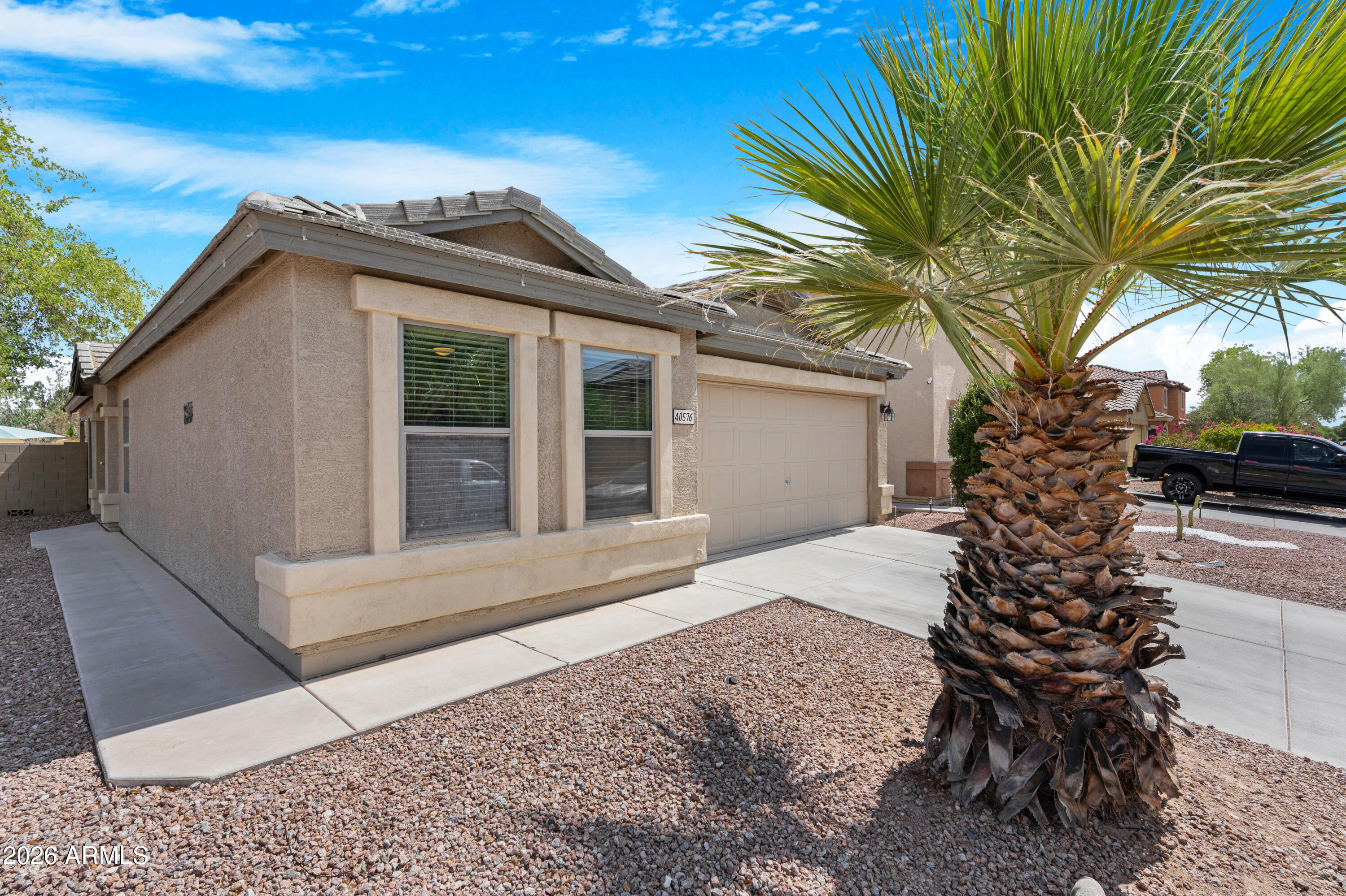40576 W SANDERS Way