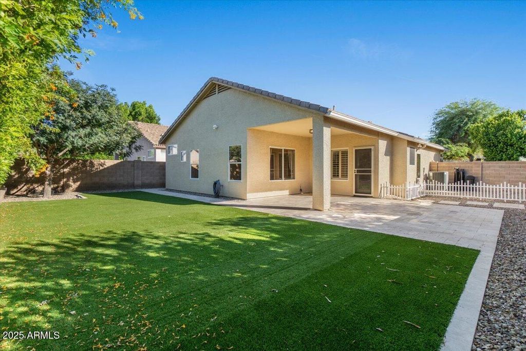 Photo of 1874 W Musket Way, Chandler, AZ 85286 (MLS # 6924572)