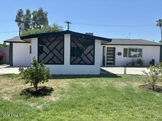 5402 N 82ND Place N