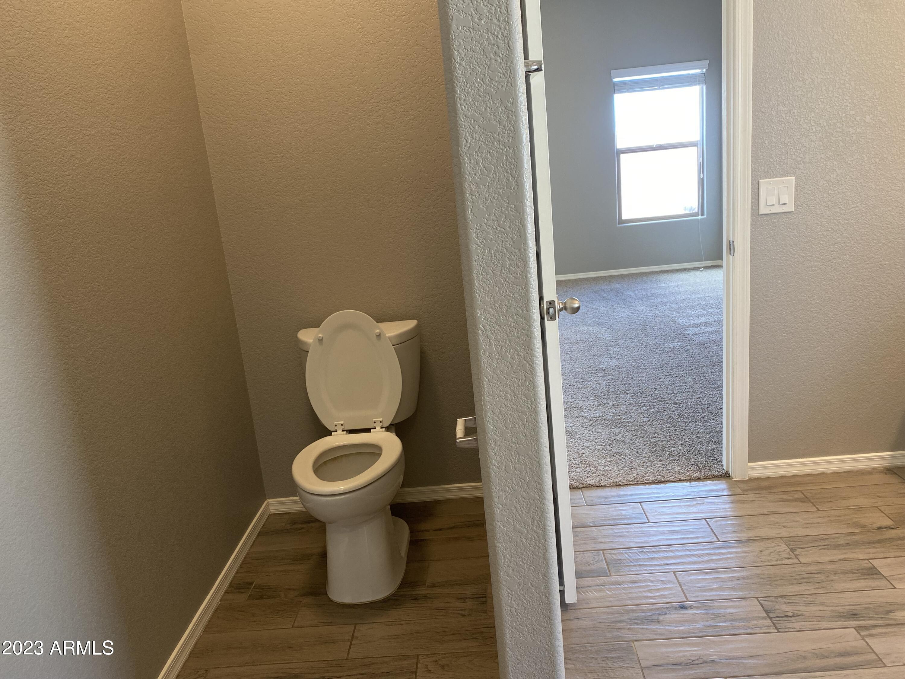 RETREAT PHASE 1 - Residential Lease