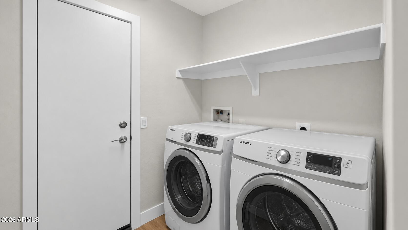 SENITA UNIT 1 - Residential
