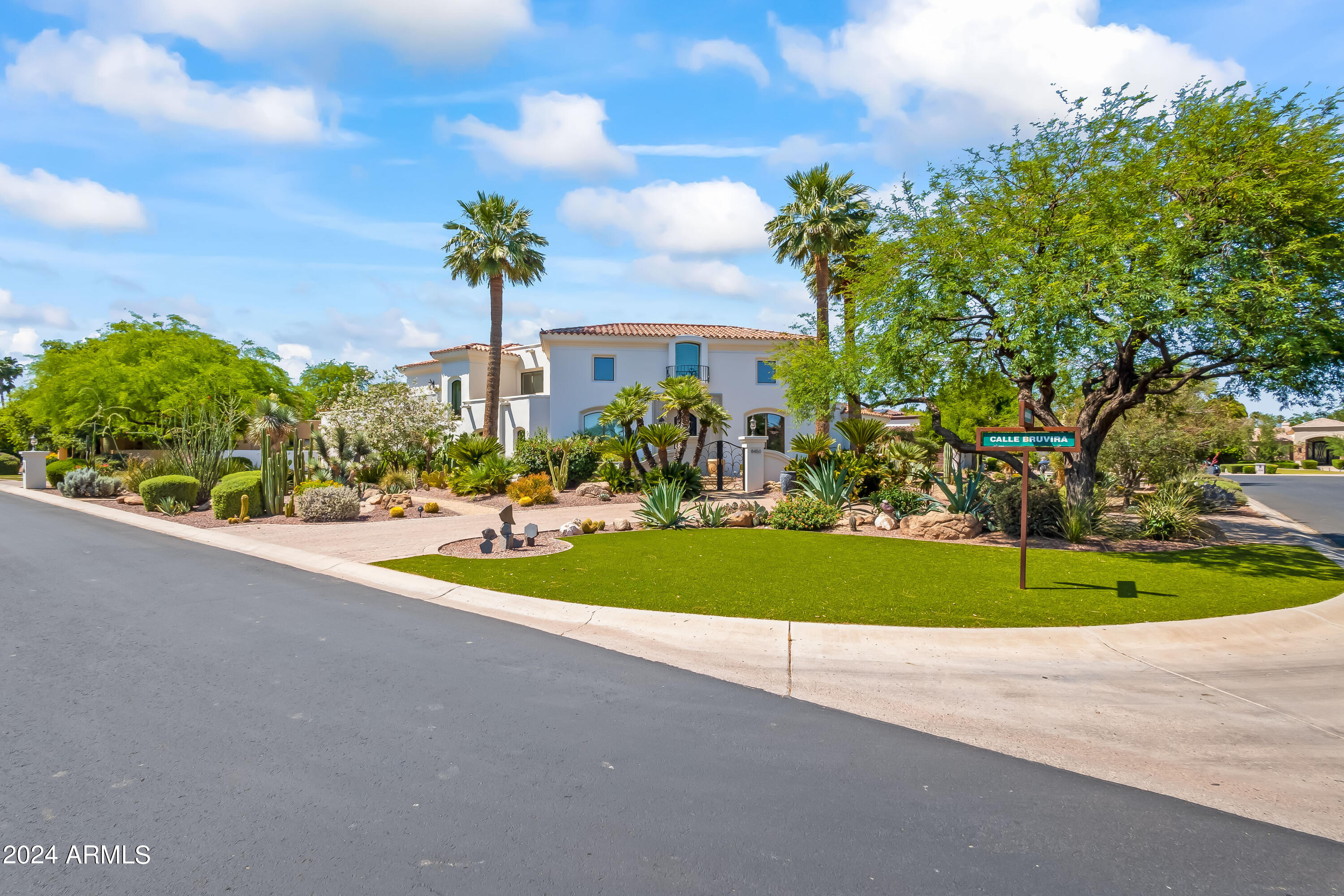 MERRILL CANTATIERRA LOT 1-49 PUT STS IND BEND WASH - Residential
