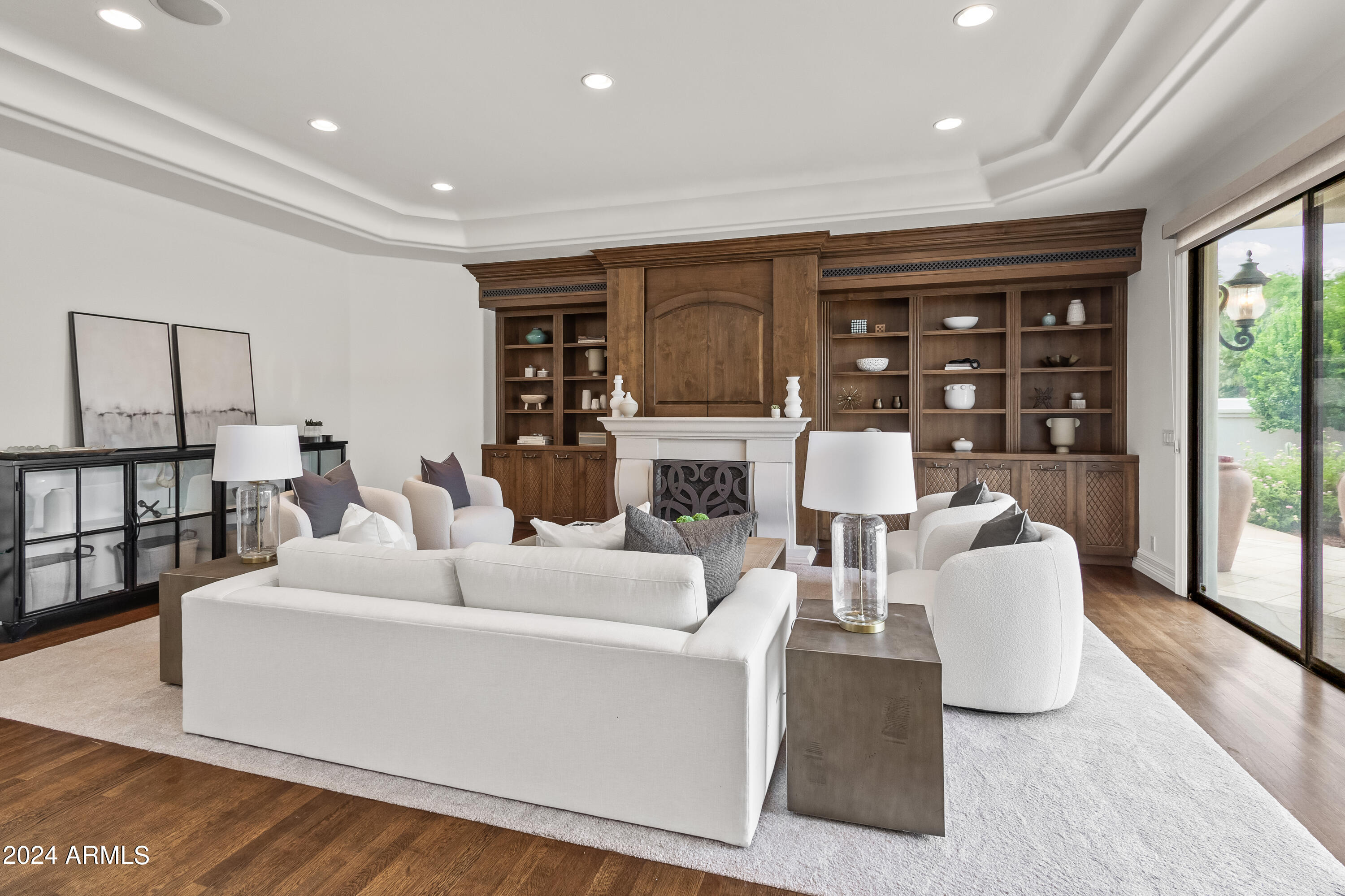 MERRILL CANTATIERRA LOT 1-49 PUT STS IND BEND WASH - Residential