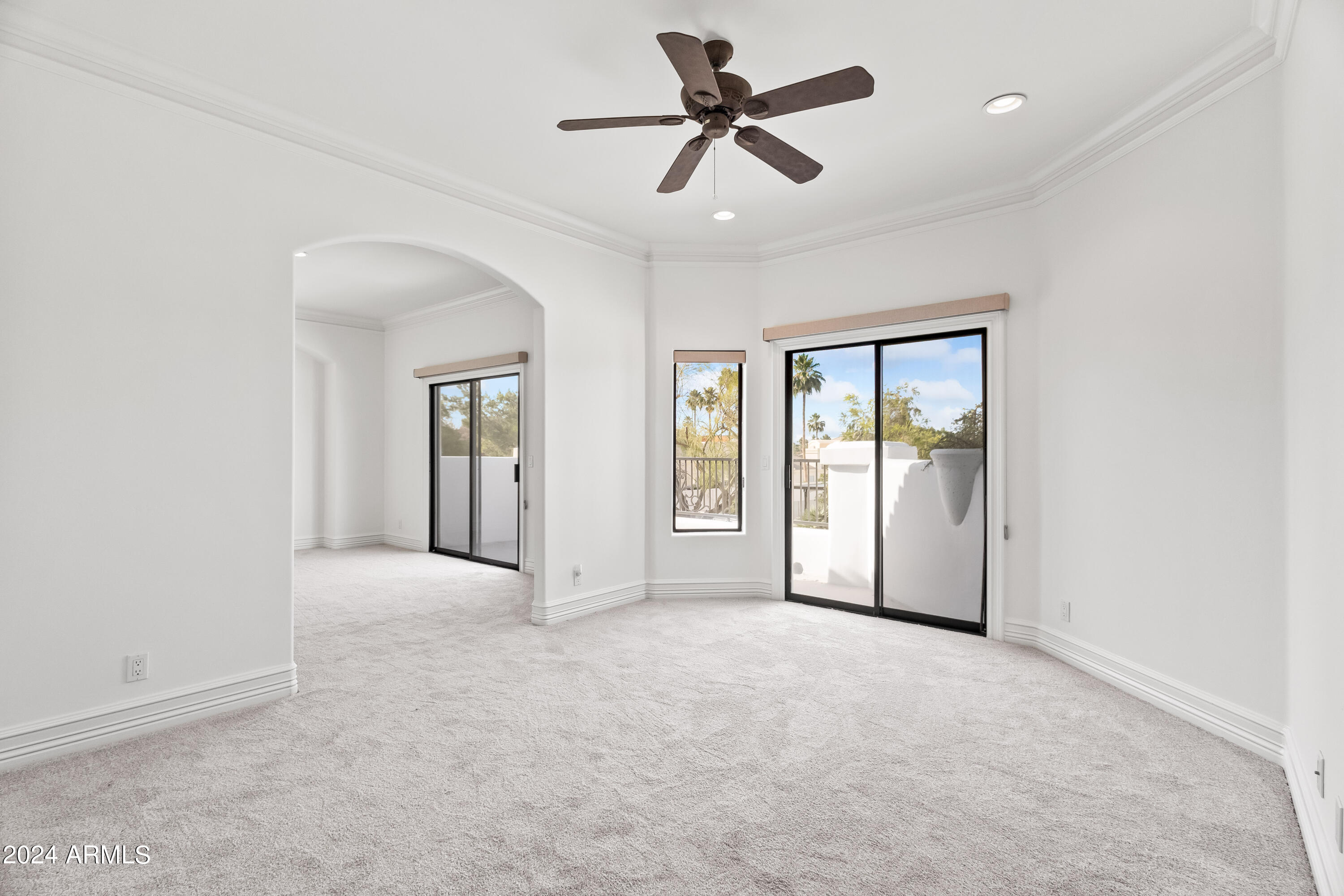 MERRILL CANTATIERRA LOT 1-49 PUT STS IND BEND WASH - Residential