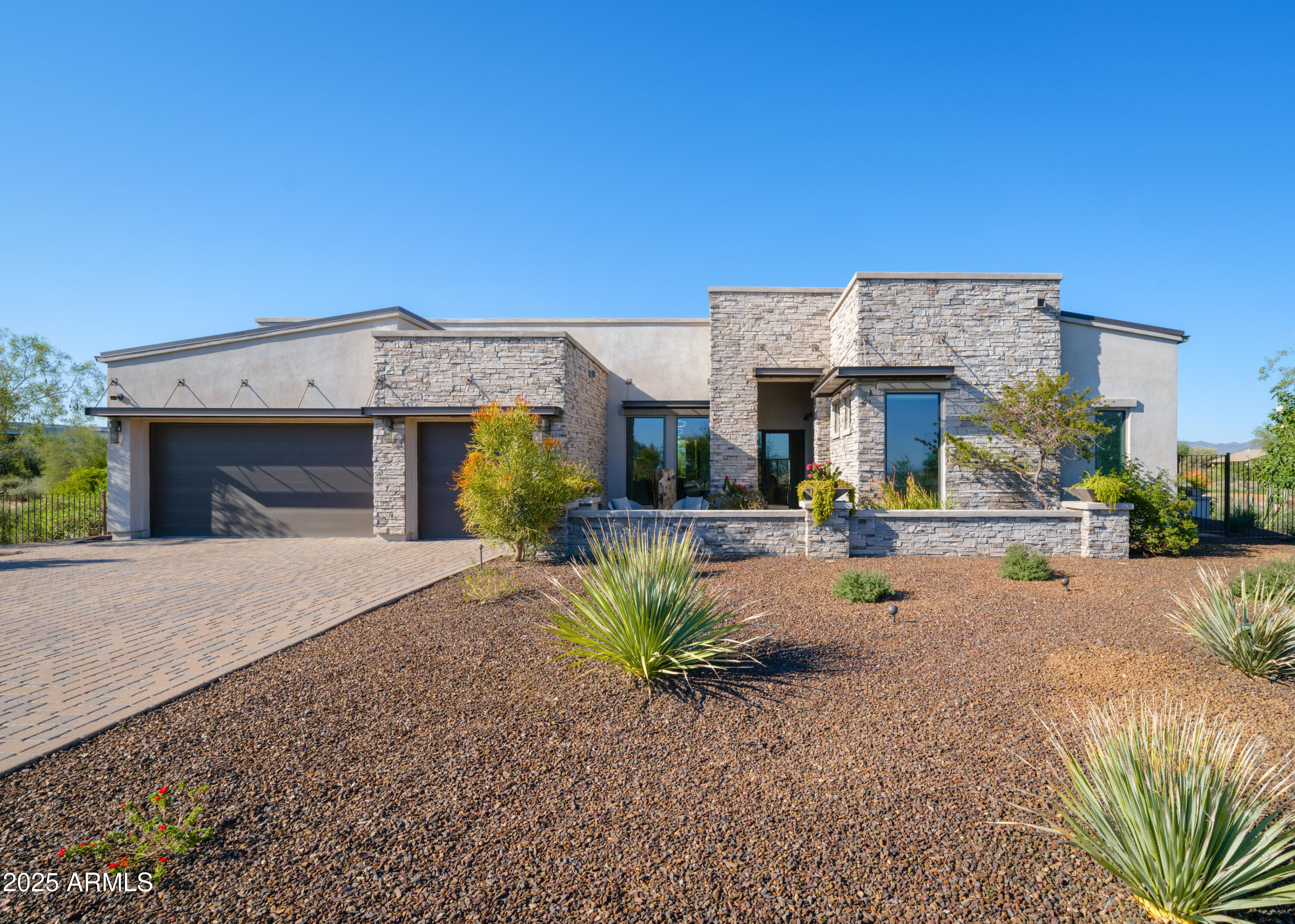 TRILOGY AT VERDE RIVER - Residential