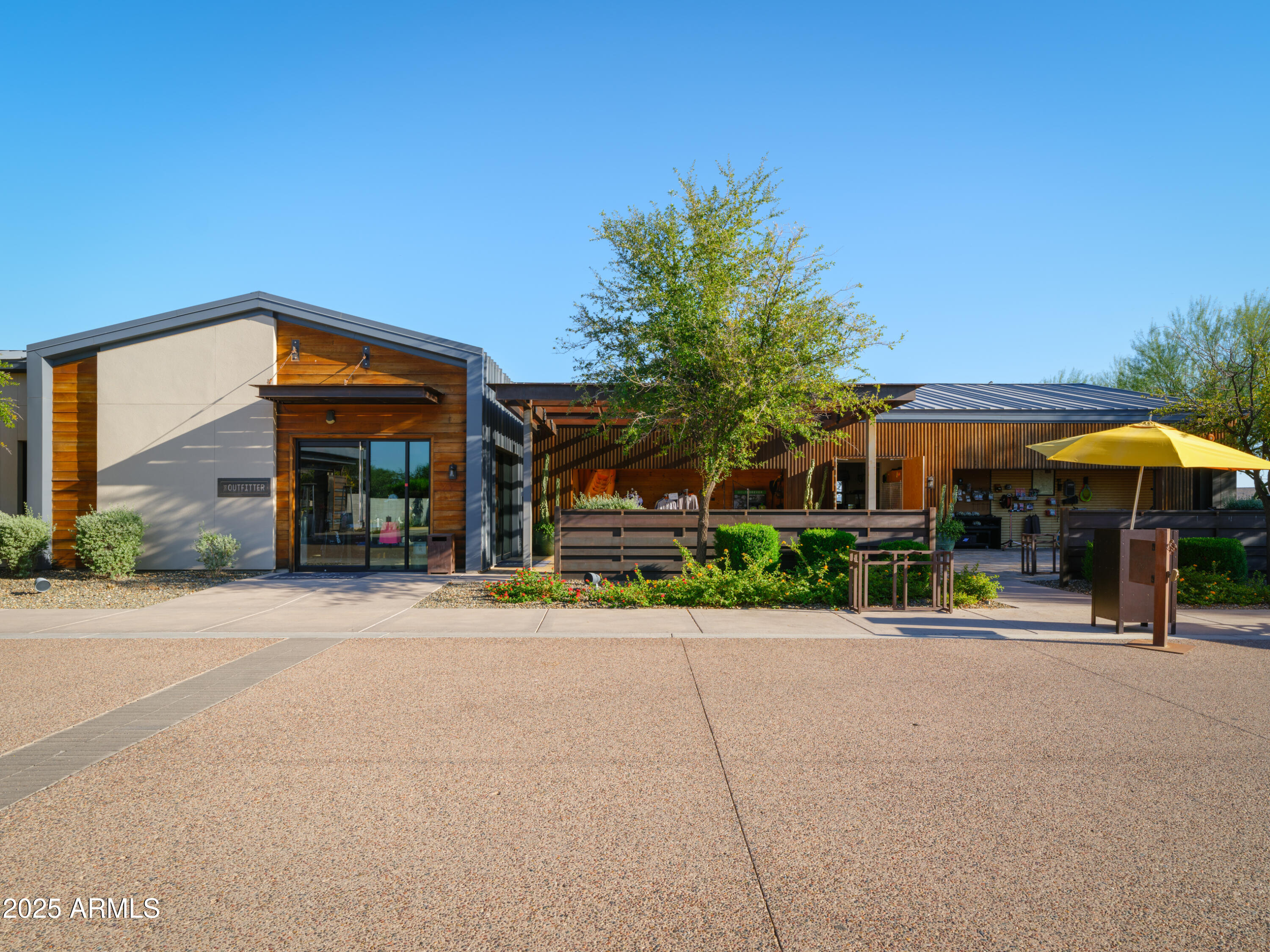 TRILOGY AT VERDE RIVER - Residential