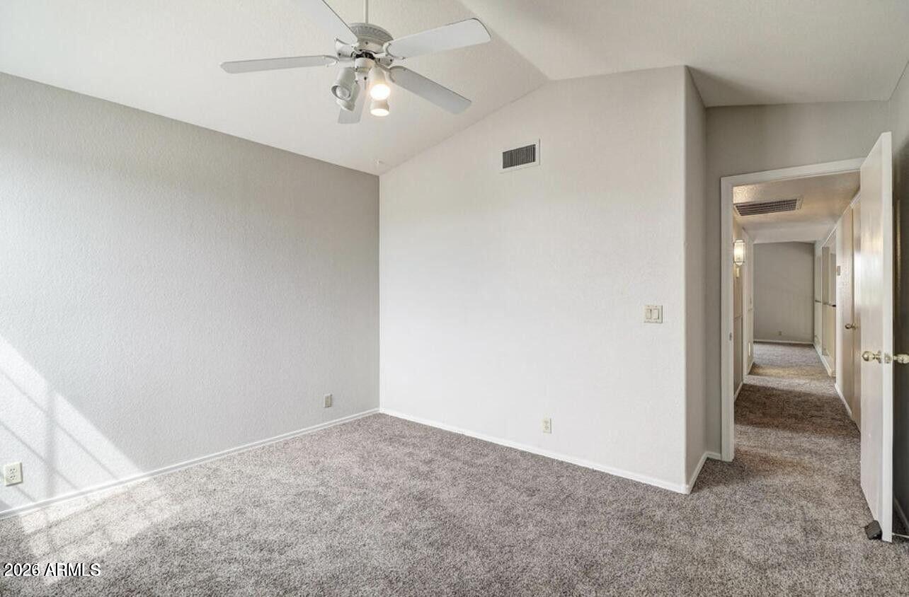 8834 W MICHELLE Drive