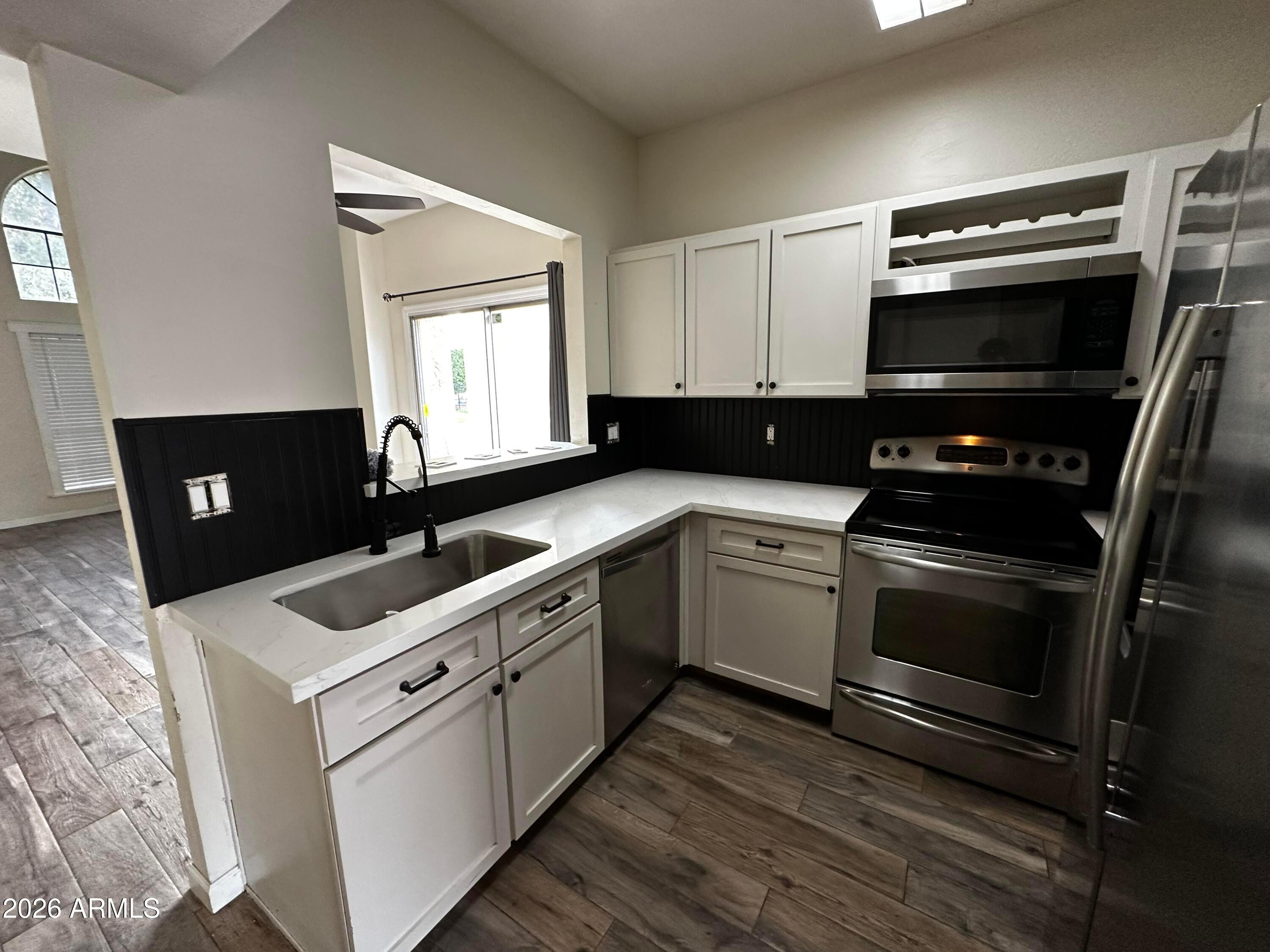 1126 W Elliot Road Unit 1061