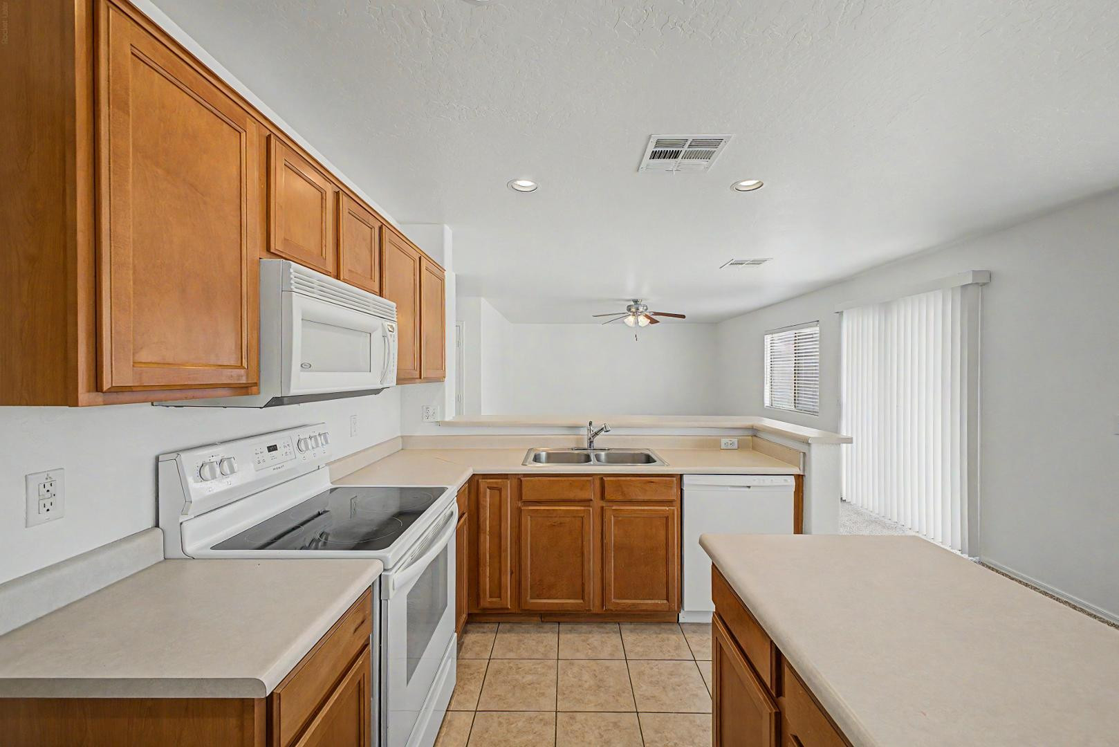 16818 W MARSHALL Lane