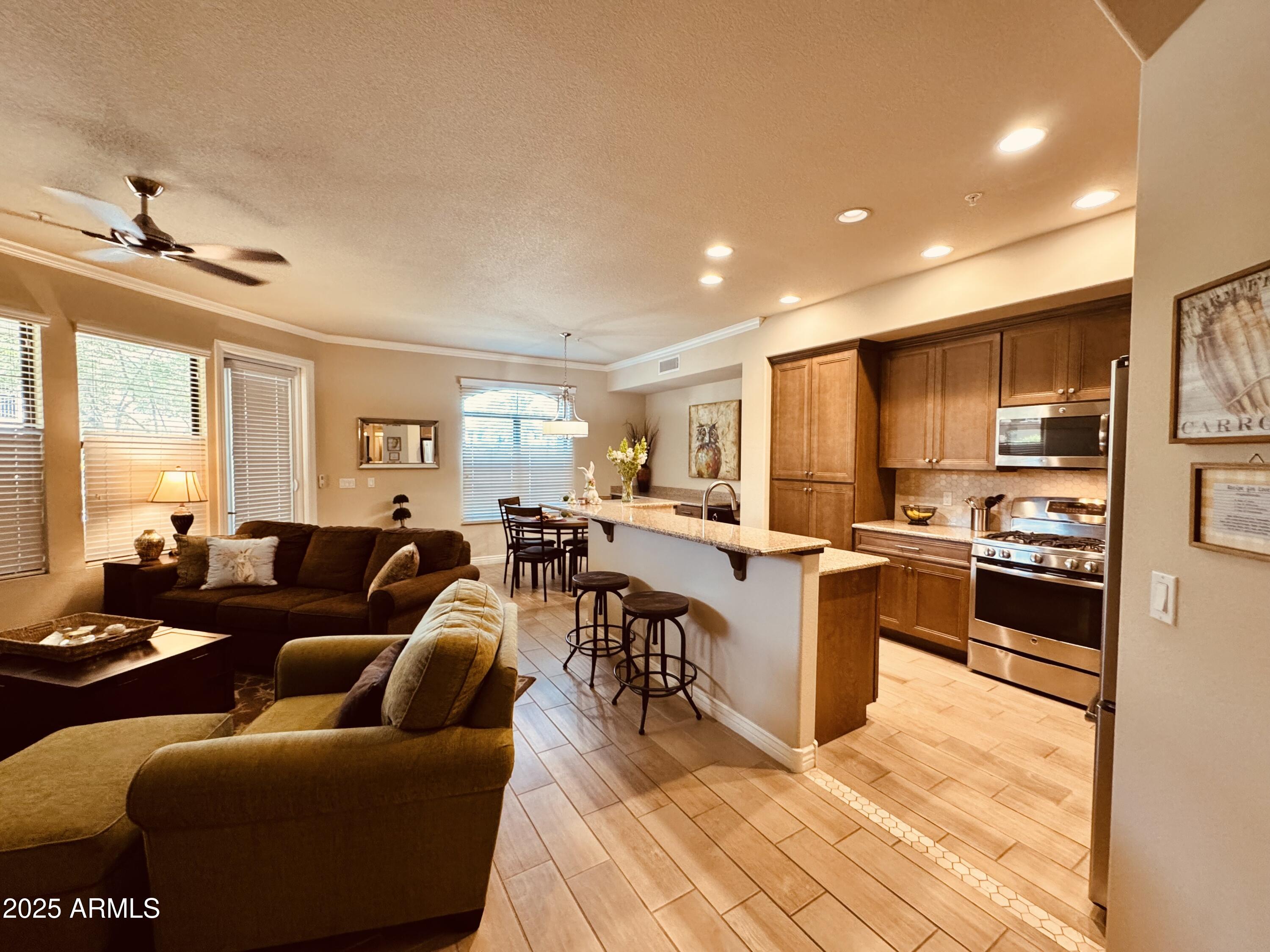 7601 E INDIAN BEND Road 1049