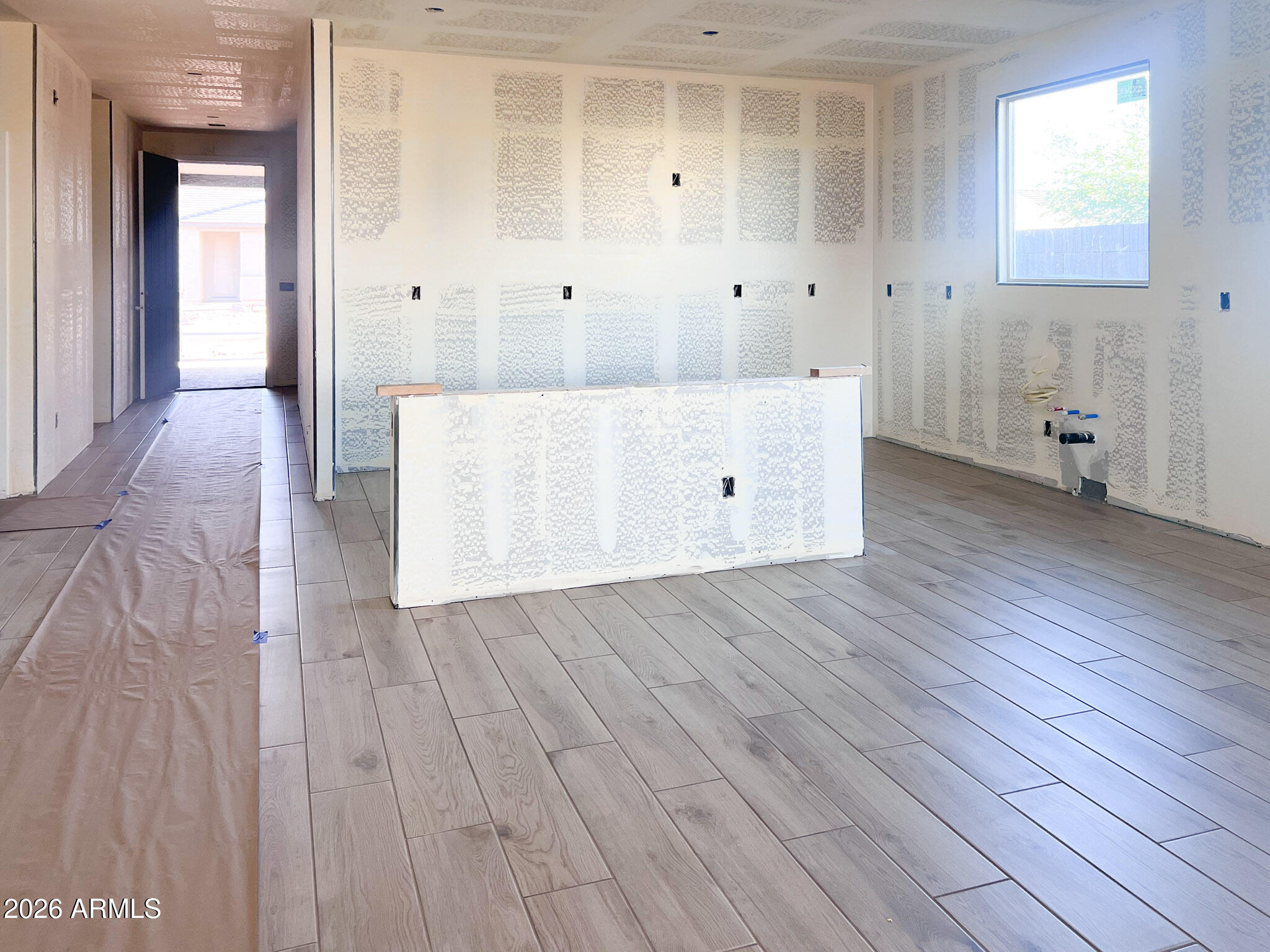 9521 W TAMARISK Avenue