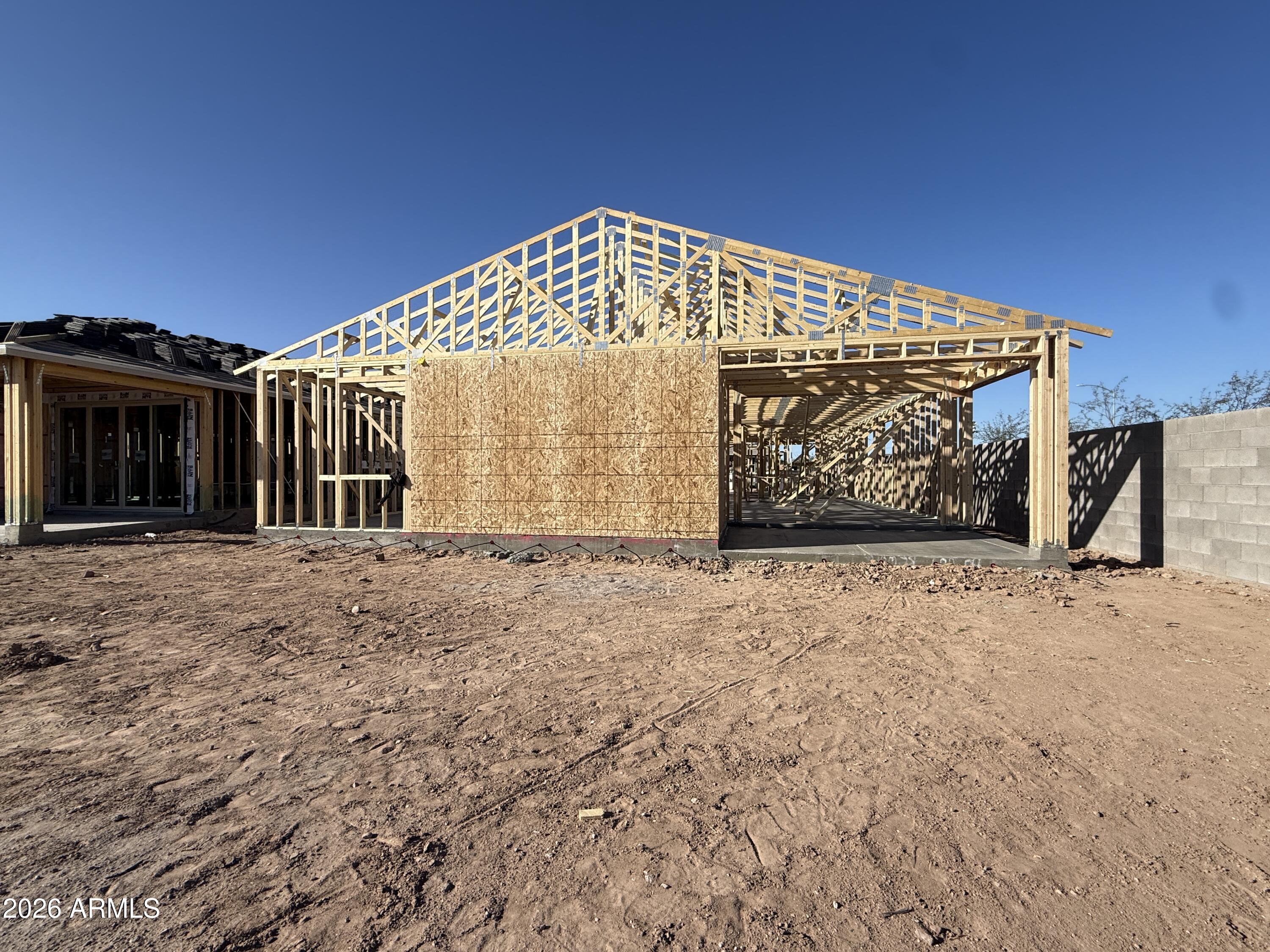 9521 W TAMARISK Avenue