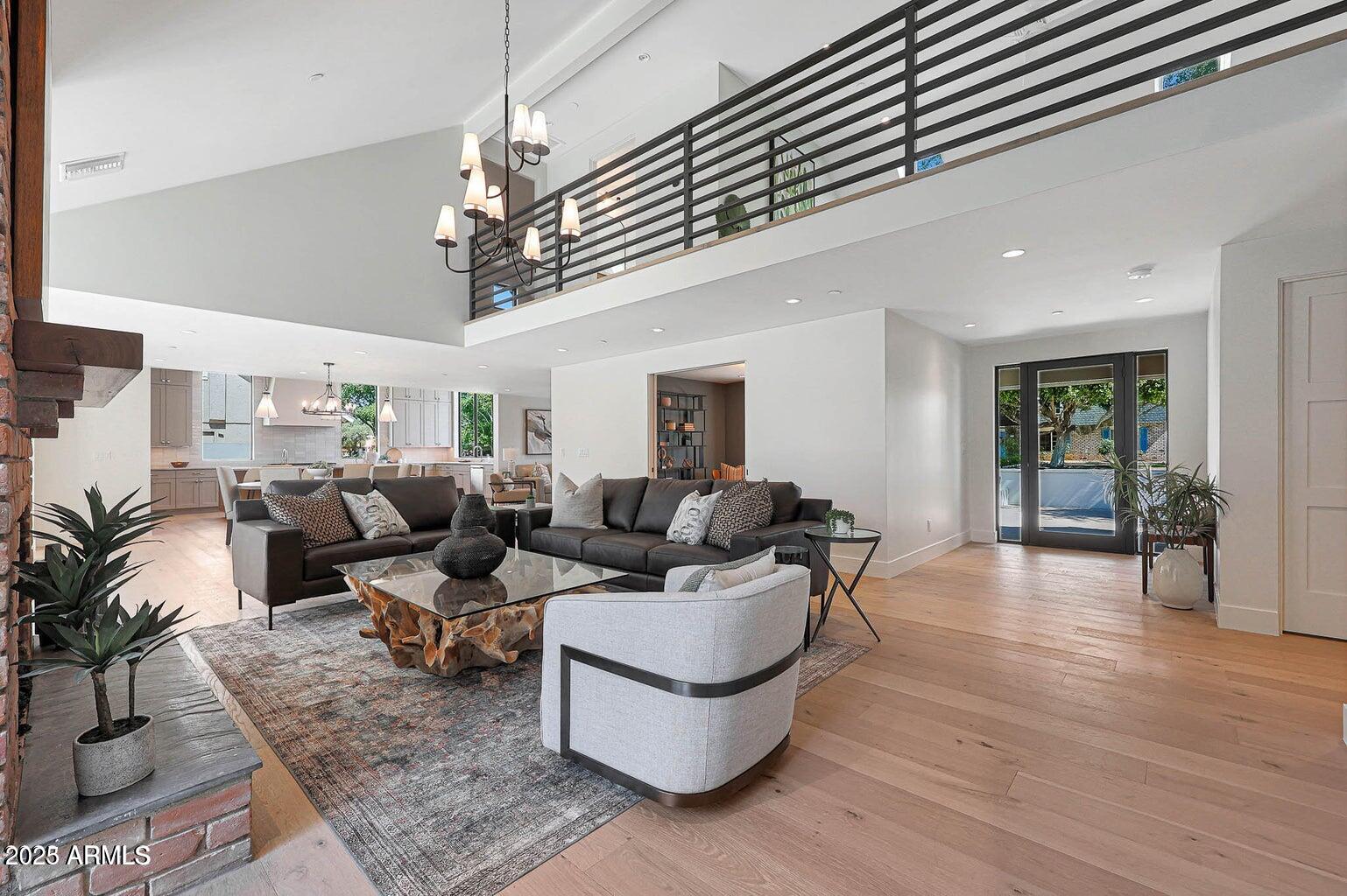 733 W EL CAMINO Drive