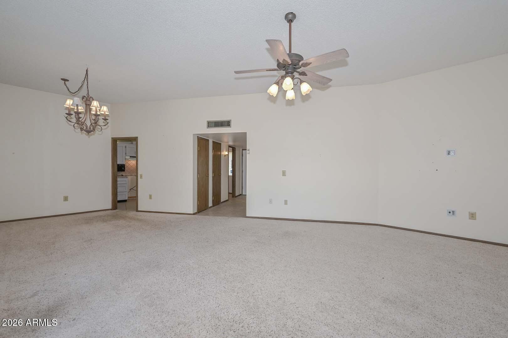 10109 W CAMPANA Drive