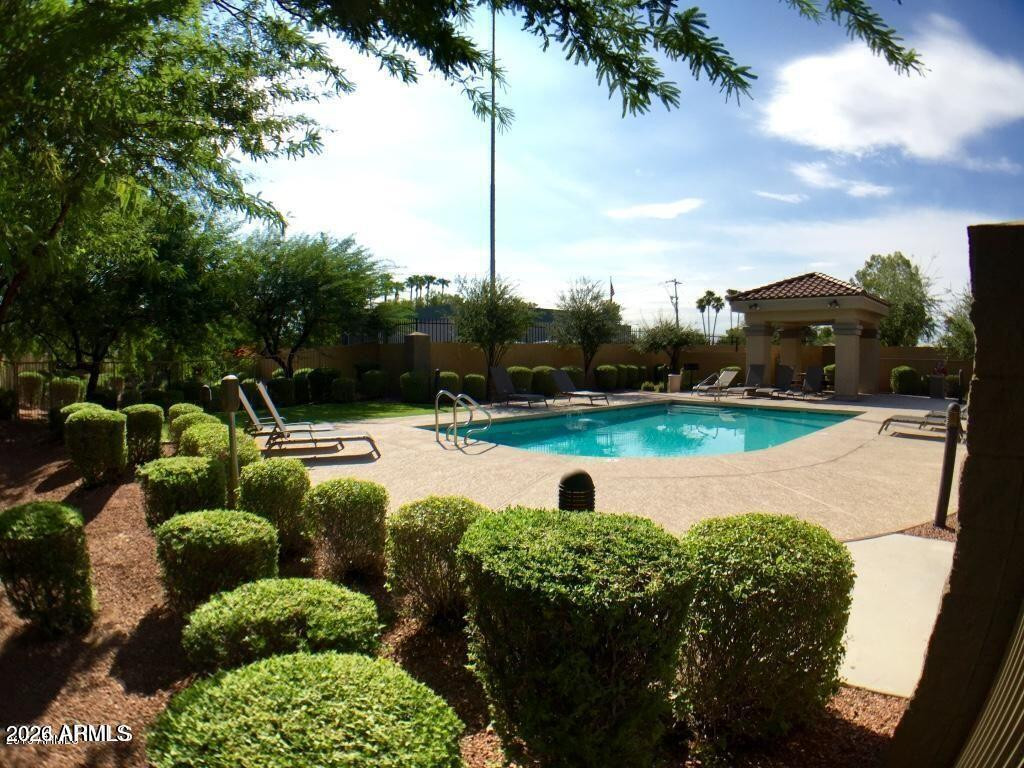 3250 W Greenway Road Unit 157