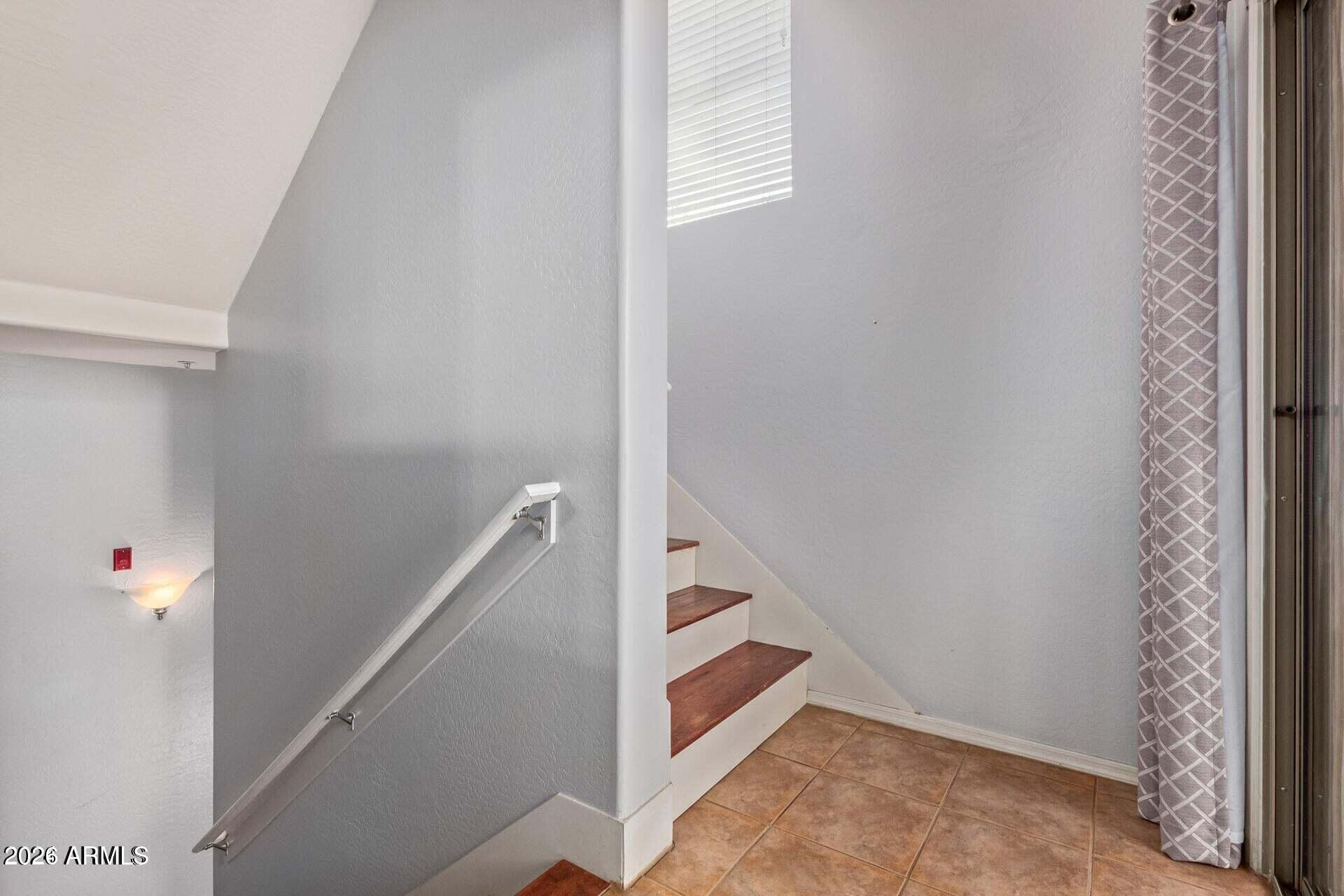 3250 W Greenway Road Unit 157