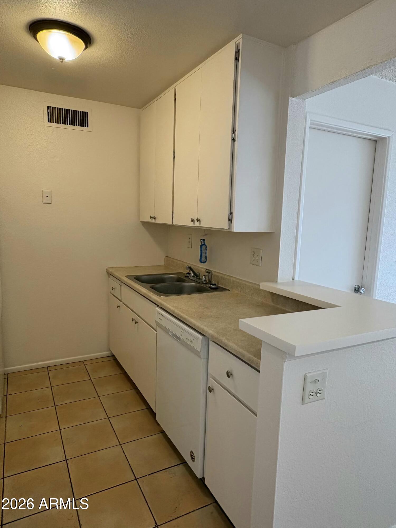 1701 W TUCKEY Lane 138