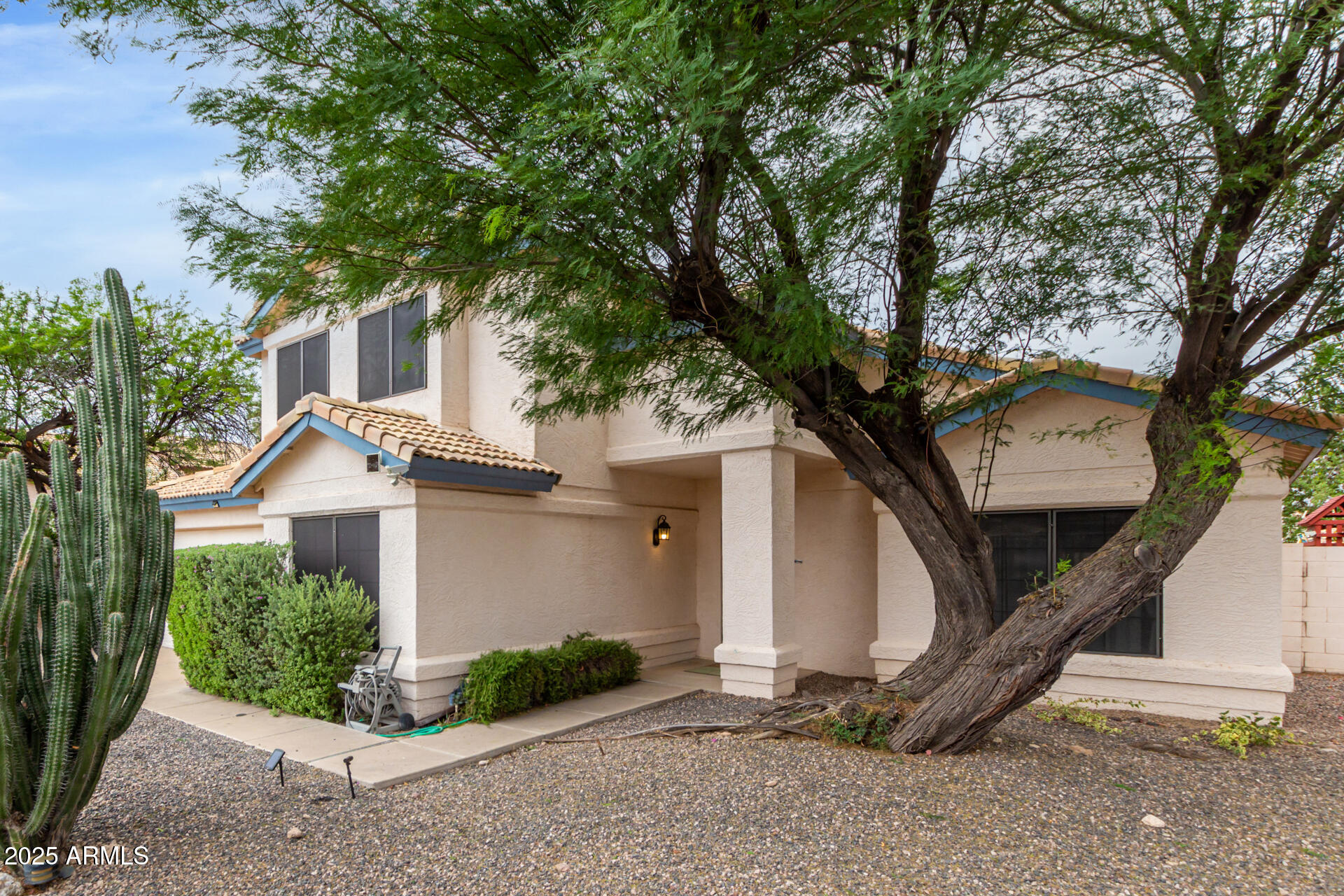 3034 N RICARDO --