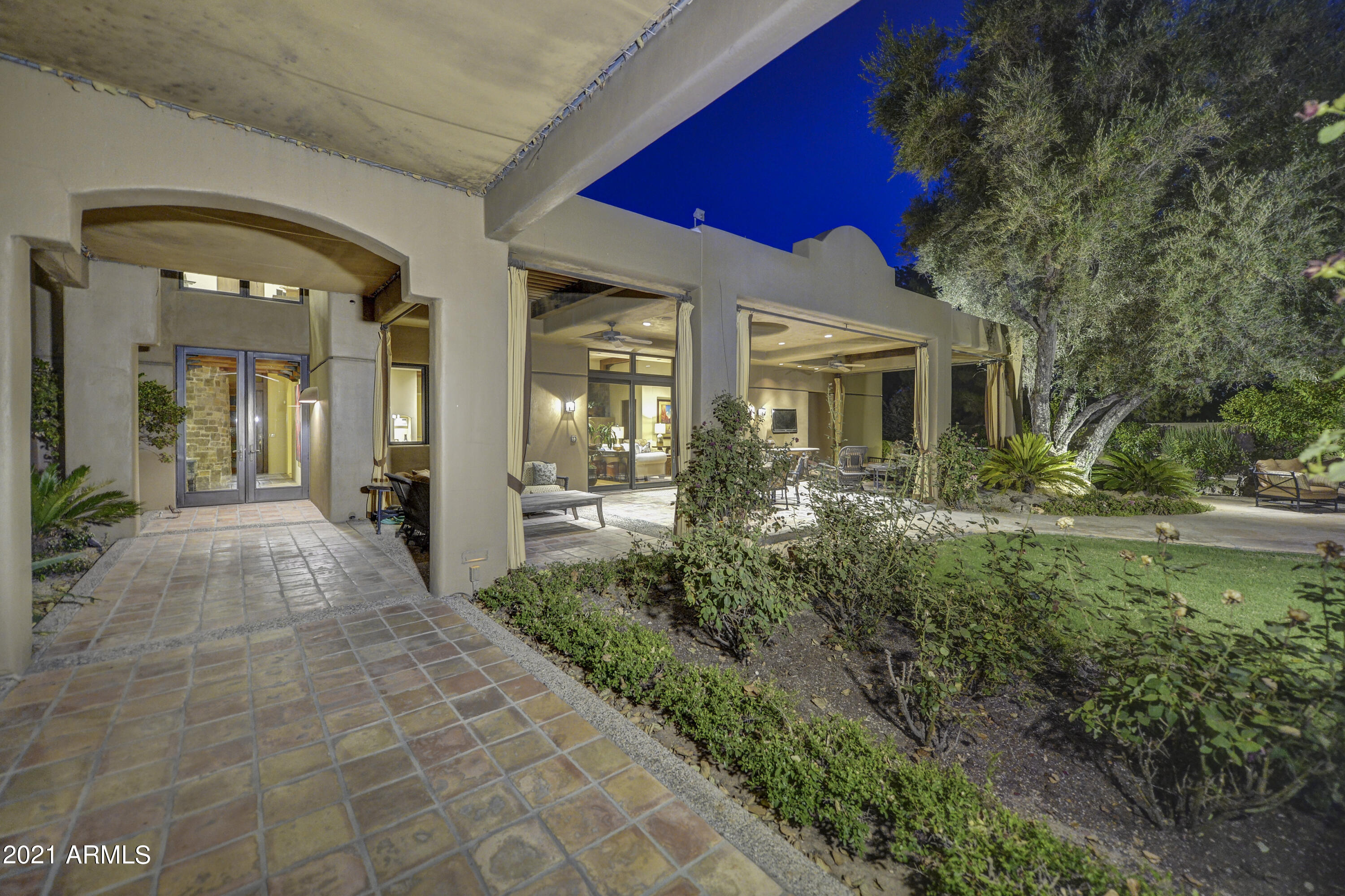 WEST BARTLETT ESTATES LOT 1-8 - Residential