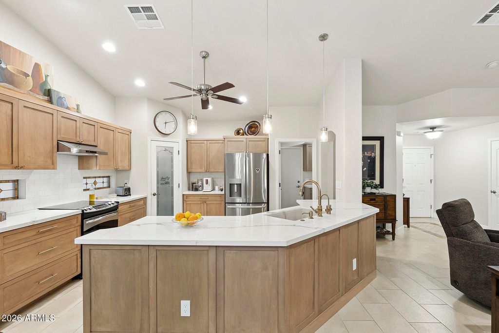 Photo of 144 S Los Cielos Lane, Casa Grande, AZ 85194 (MLS # 7022207)