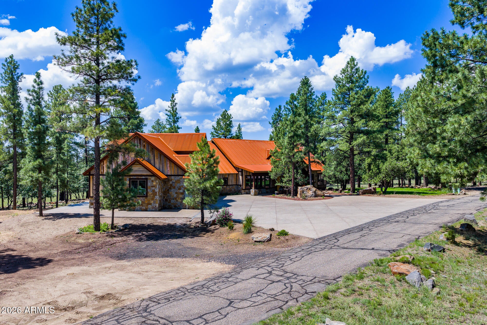 186 E Flat Rock Ridge --