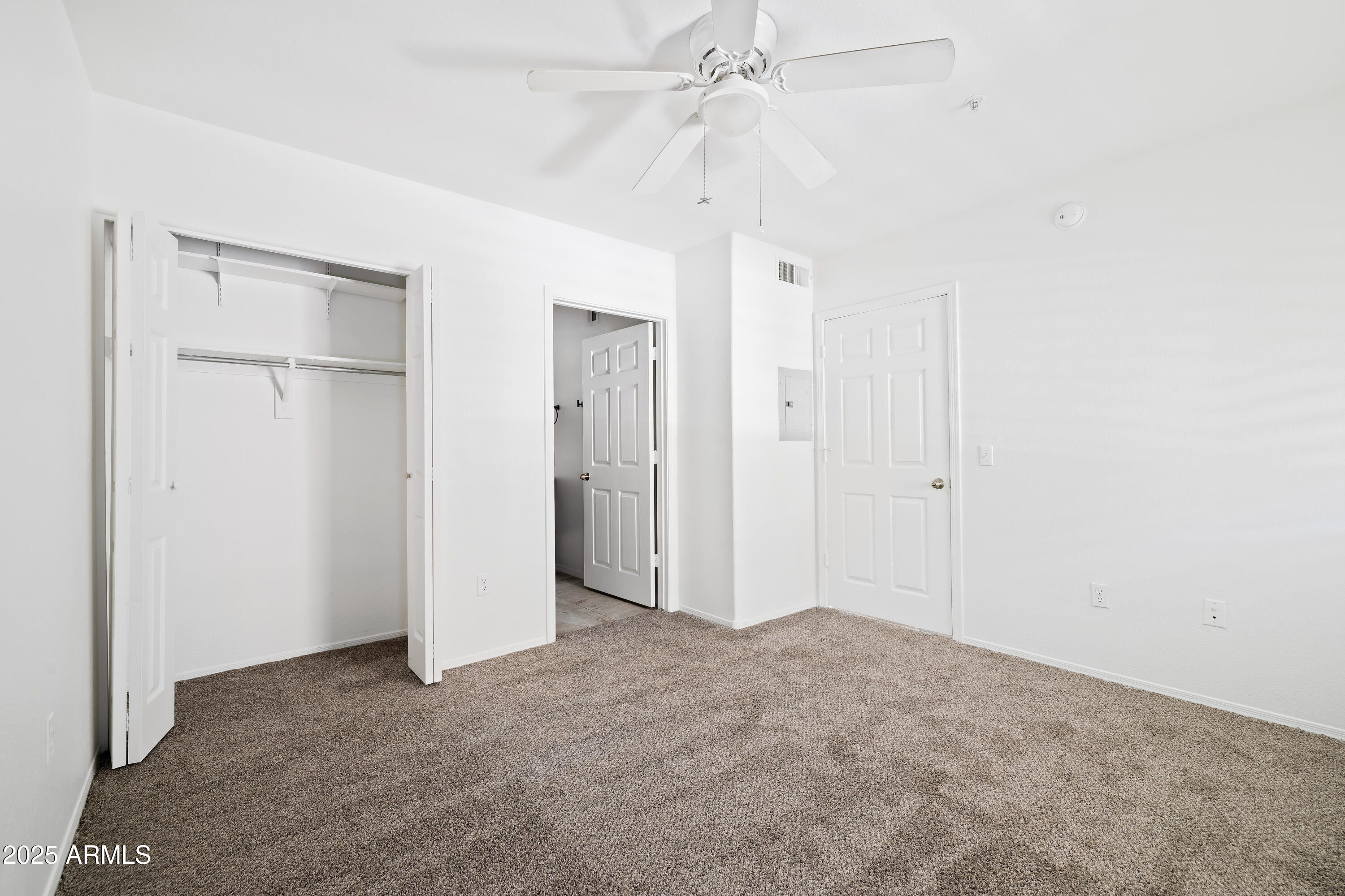 IKON HAYFIELD CONDOMINIUM - Residential