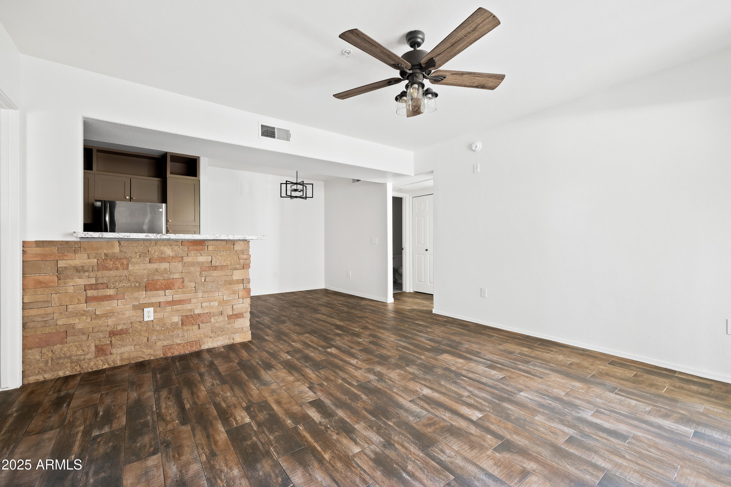 IKON HAYFIELD CONDOMINIUM - Residential